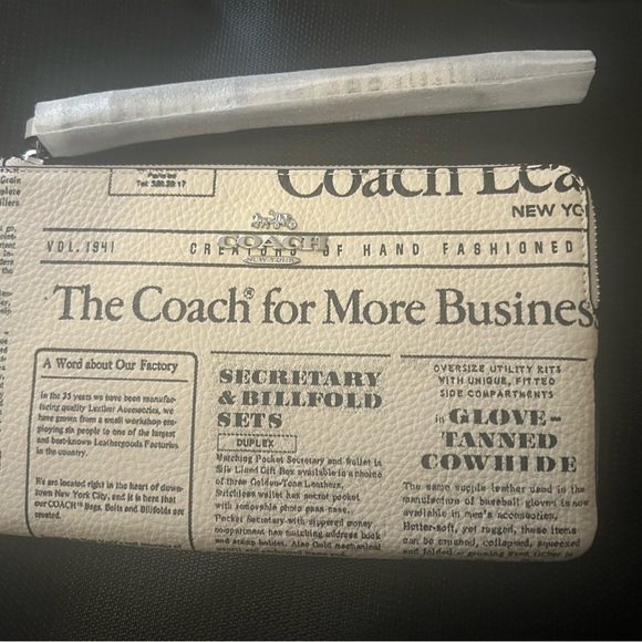 Coach Accessories - NWT Coach Beige Newspaper Print Pouch